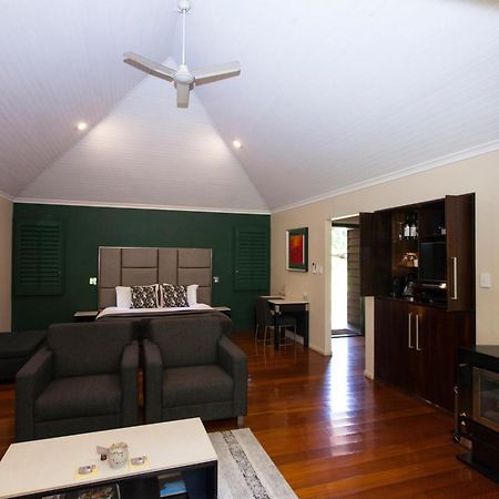 Songbirds Rainforest Retreat Mount Tamborine Exterior photo