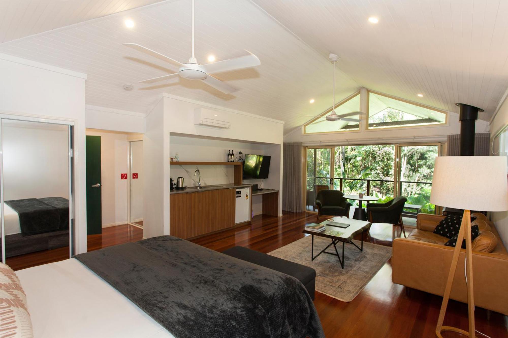 Songbirds Rainforest Retreat Mount Tamborine Exterior photo