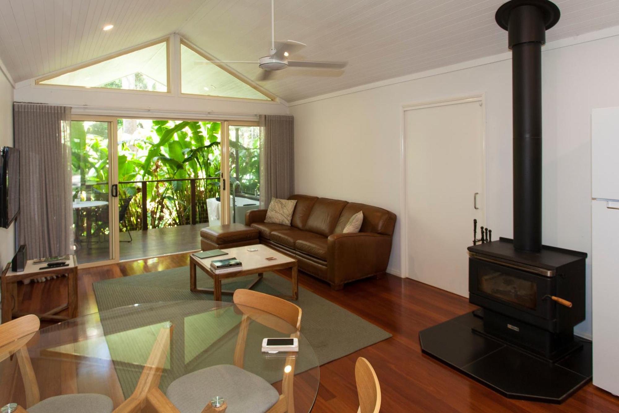 Songbirds Rainforest Retreat Mount Tamborine Exterior photo